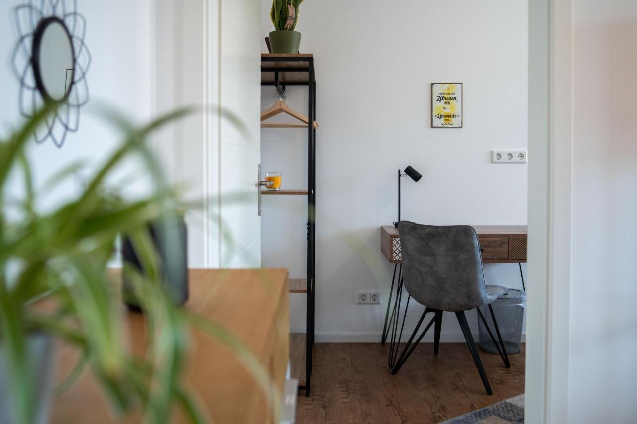 J & K Apartments Келхайм Екстериор снимка